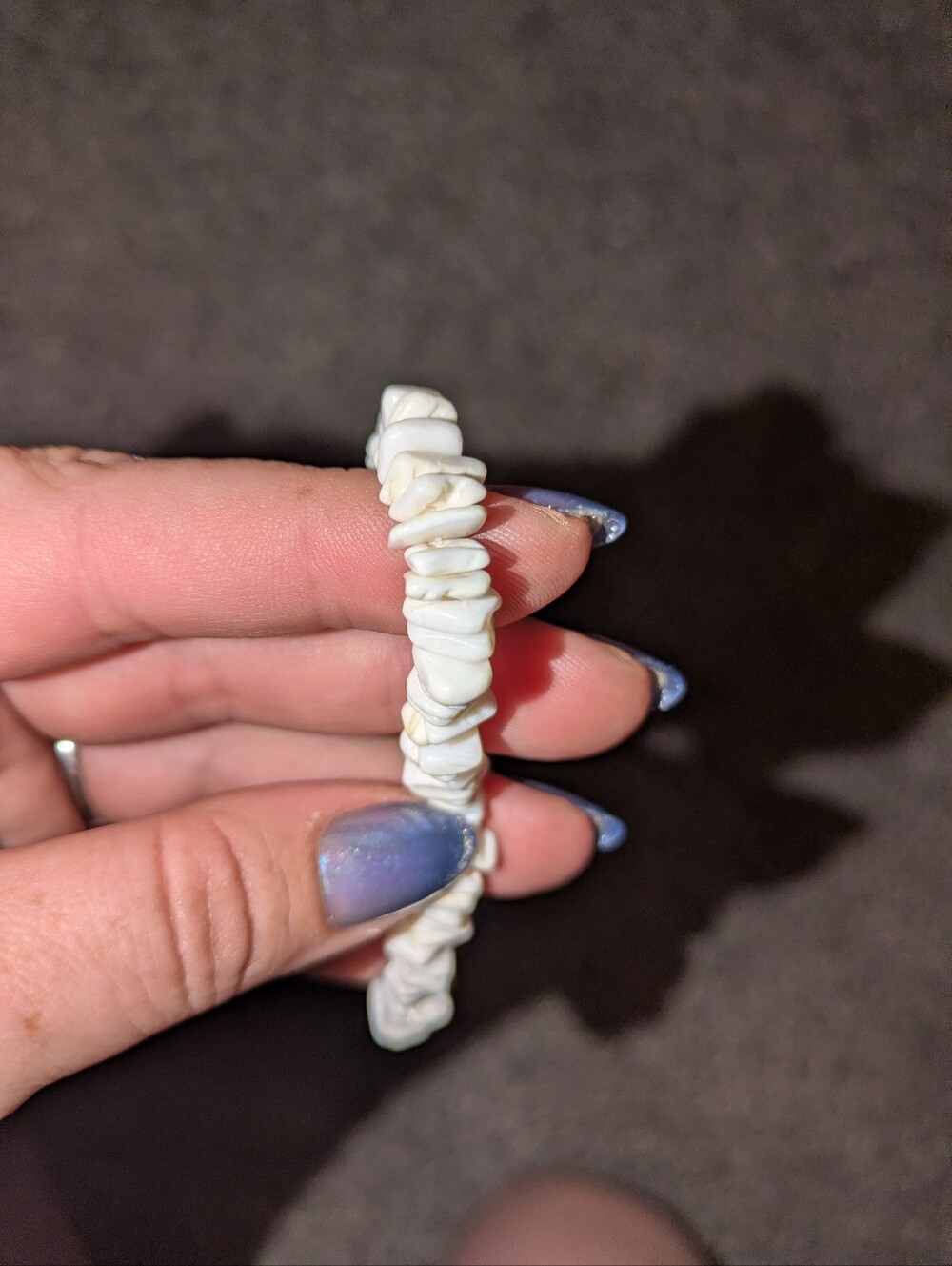 Shell Choker Necklace - Picture 2 of 2
